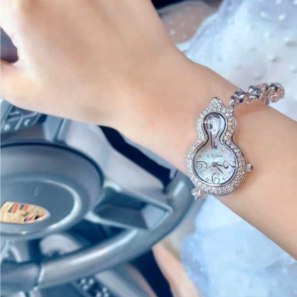 Brand New Swarovski crystal watch - Picture 1 of 2